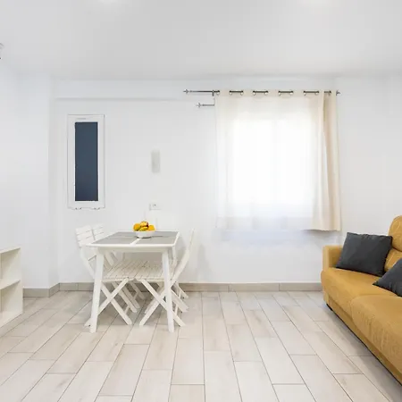 Home2book Cozy Cruz Urban Center *